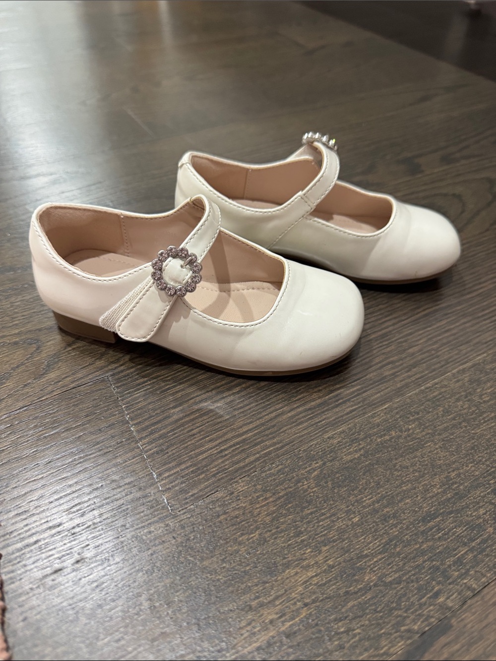 Girls' Ivory Mary Jane Dress Shoes with Rhinestone Buckle